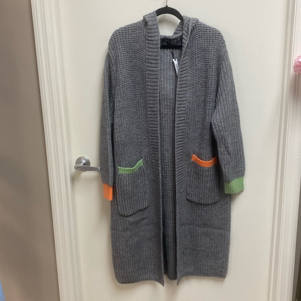 Cardigan sweater
